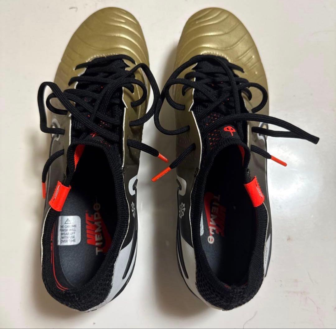 Nike ティエンポレジェンド10ゴールド