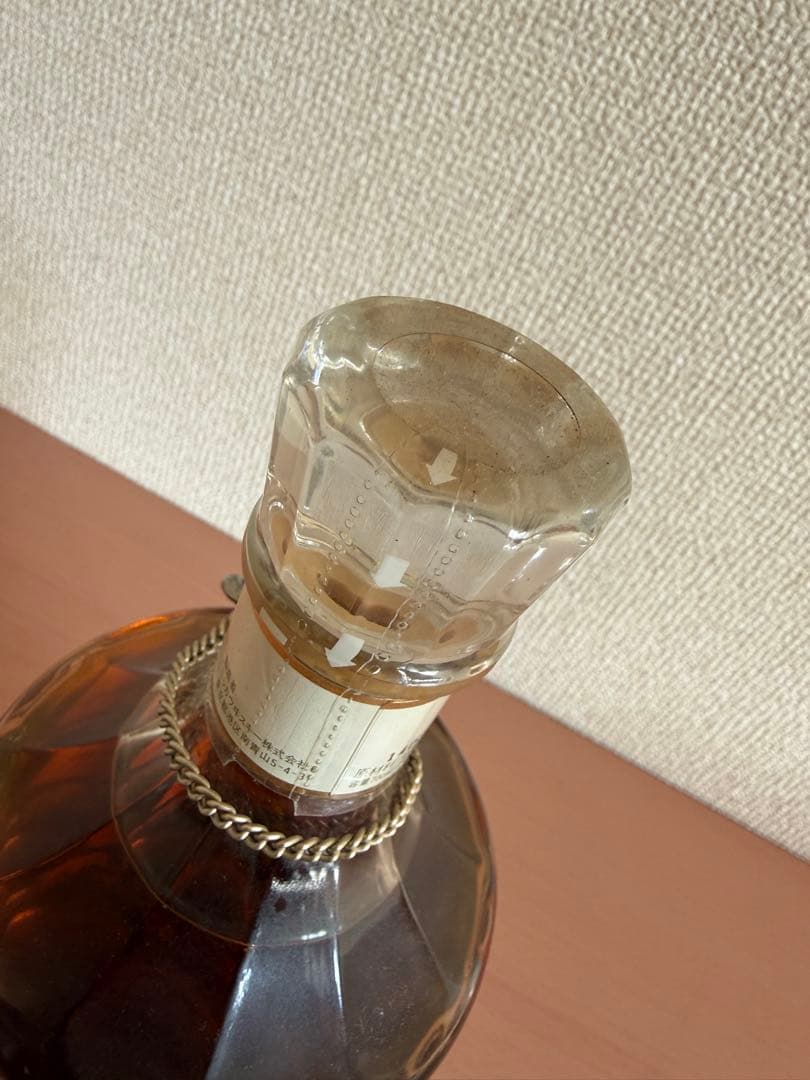 NIKKA ウイスキー 鶴 700ml ニッカウイスキー　スリム