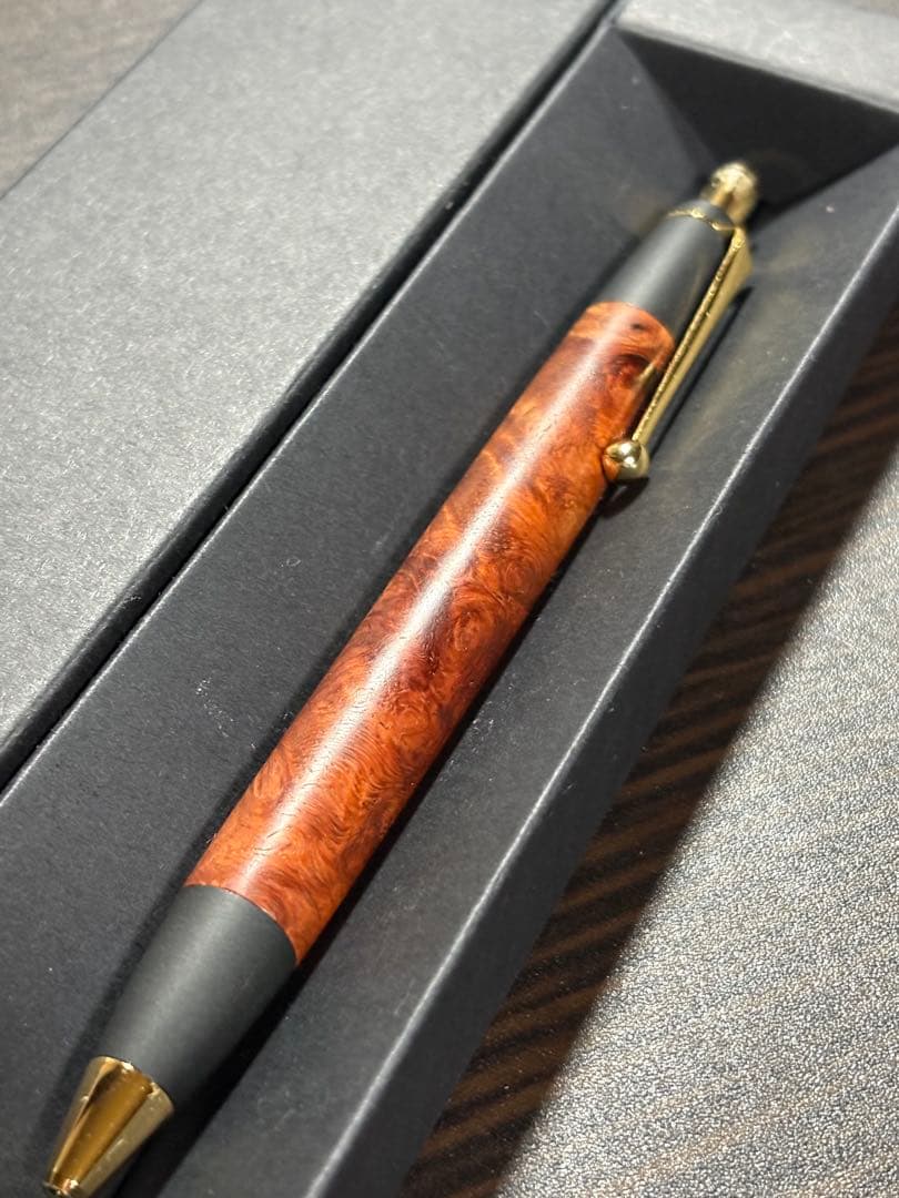 【廃盤】野原工芸　ボールペン（花梨瘤/玉クリップ）
