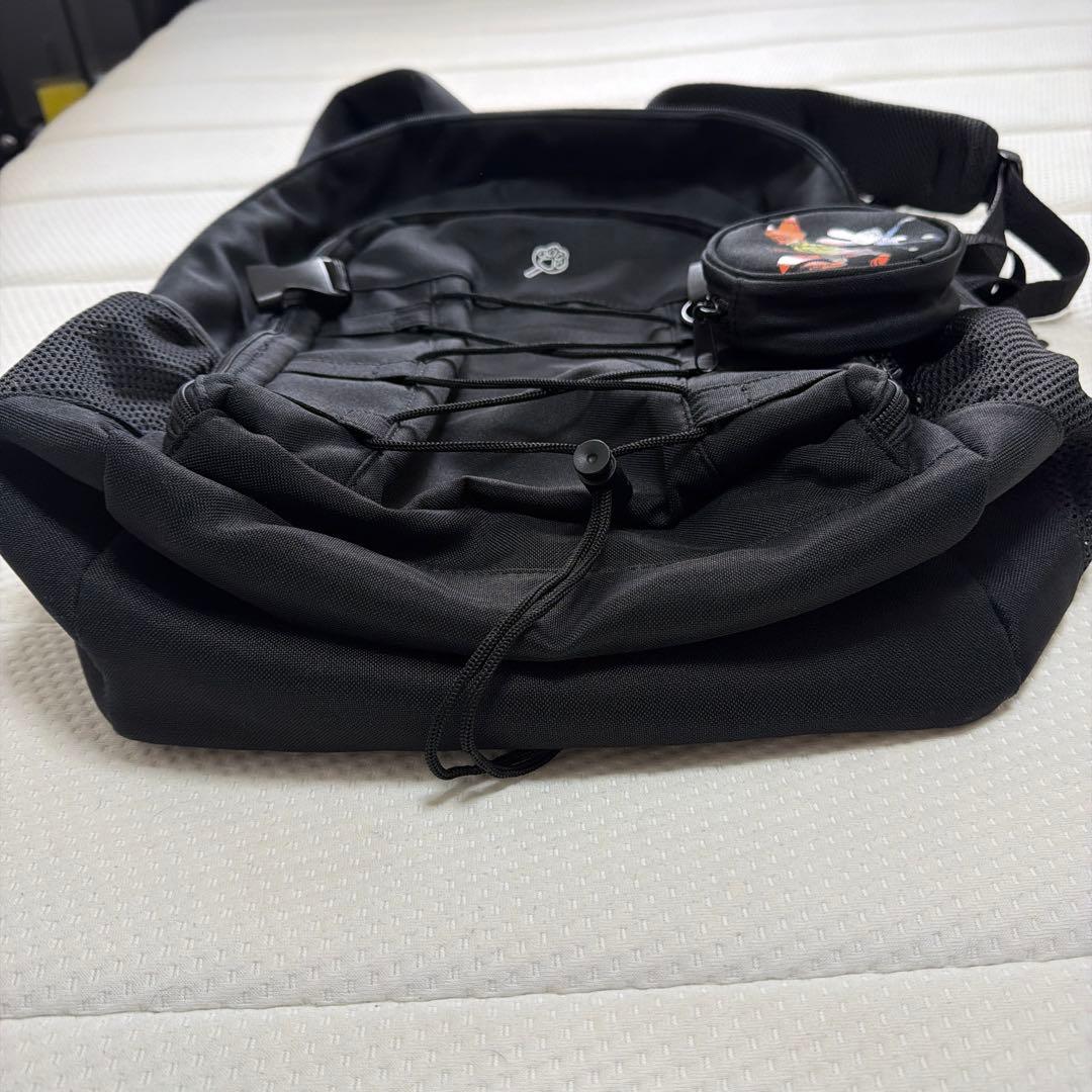 美品　ディズニーストア ズートピア リュック バックパック ニック ポーチ付き