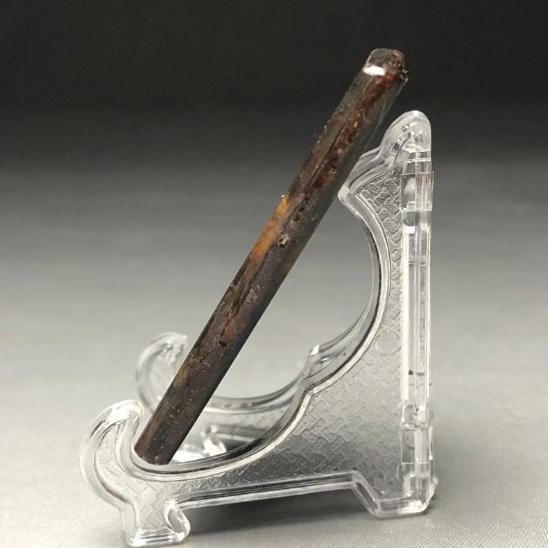 ち*わ様 パラサイト隕石 隕石　石鉄隕石　セリコ隕石 重さ約15ｇ 立て付き