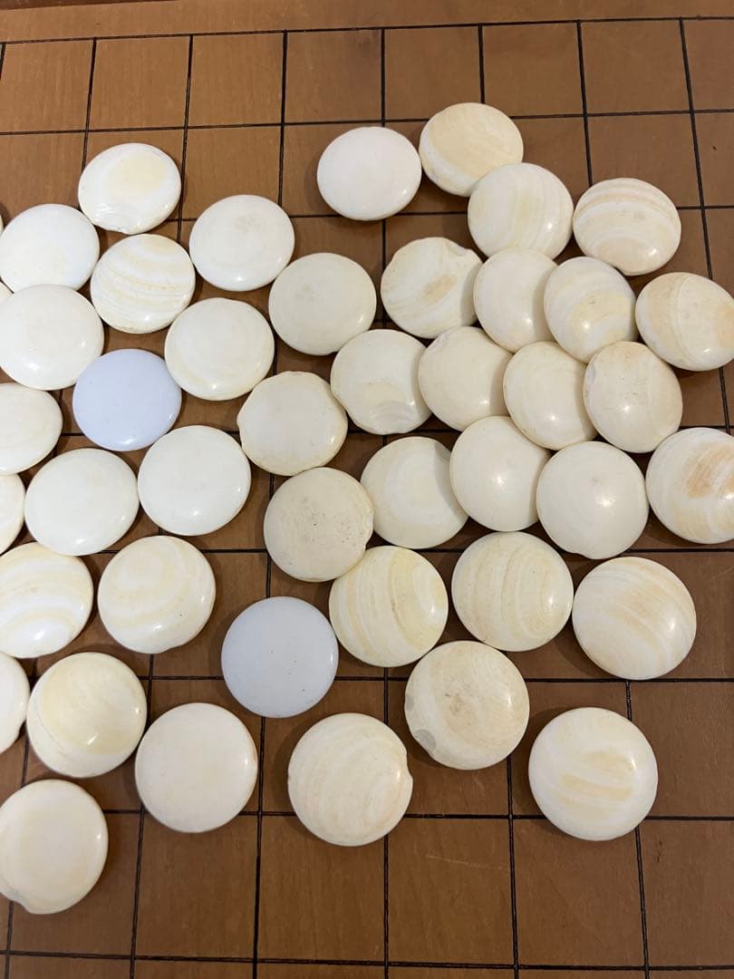 木製囲碁盤＋観音扉付き収納台　白黒碁石・木製碁笥付き　実用向け