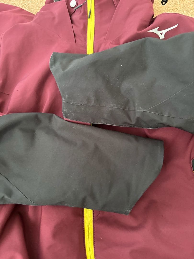 ミズノ バーガンディ スキーウェア上下