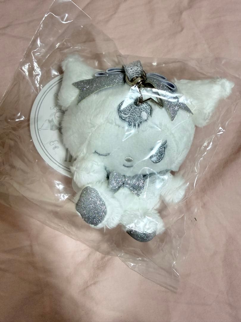 サンリオ クロミ 香港限定 柔光三重奏 ぬいぐるみキーホルダー 新品未開封