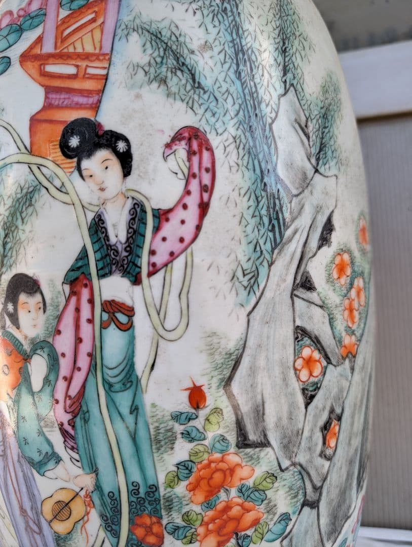 中国美術　骨董品　粉彩花瓶　民国時期　毛子栄出品　高さ58cm