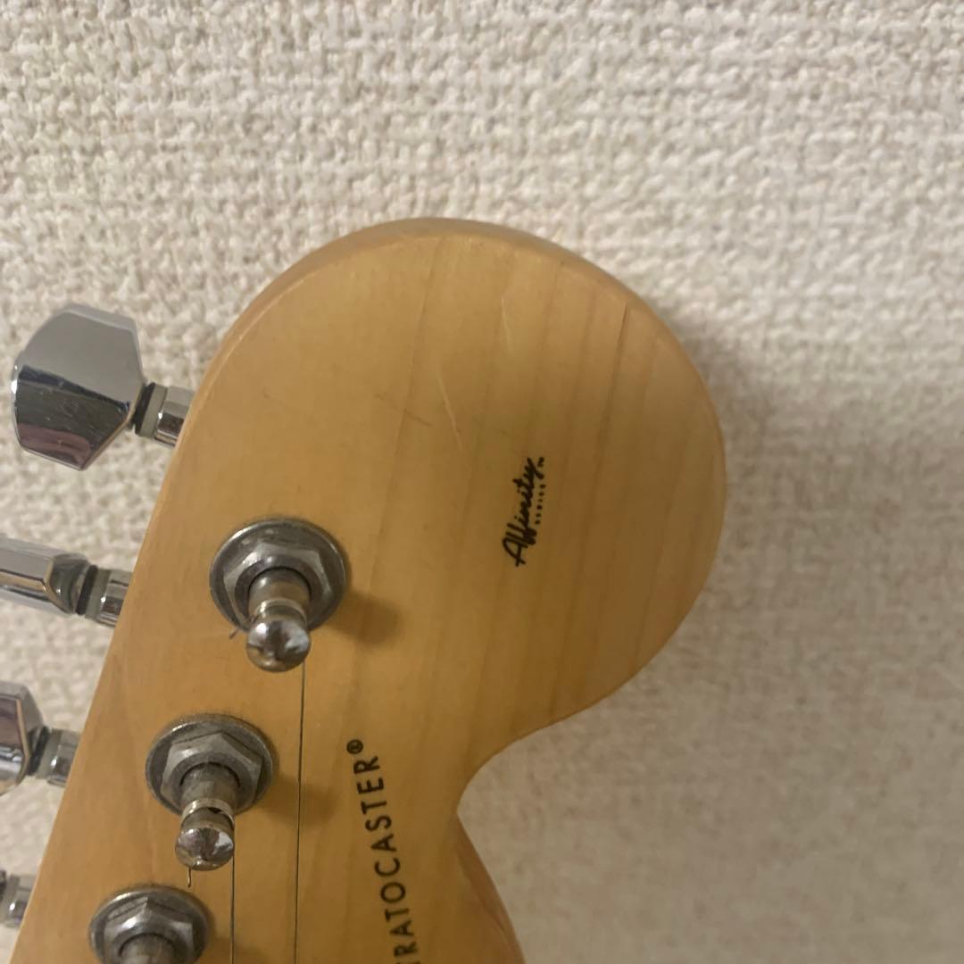 美品 Squier Affinity Stratocaster おしゃれ 黄緑