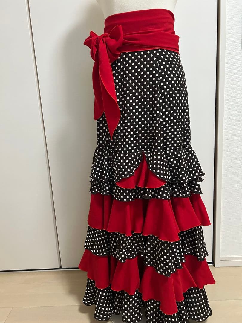 フラメンコ　ハイウエストファルダ