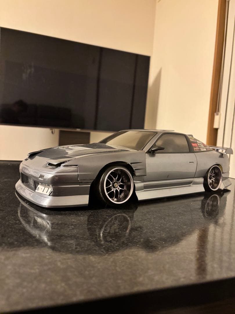 パンドラBN180ADDICTIONフロントフェンダーボディー、ホイールセット。