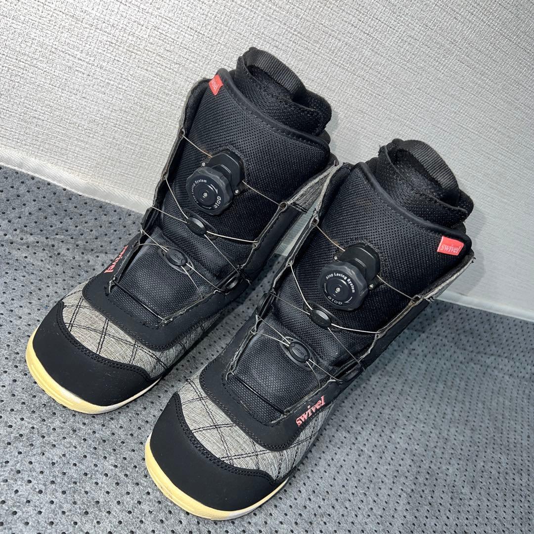 7-8回使用 人気サイズ23.5cm swivel ダイヤル スノボブーツ