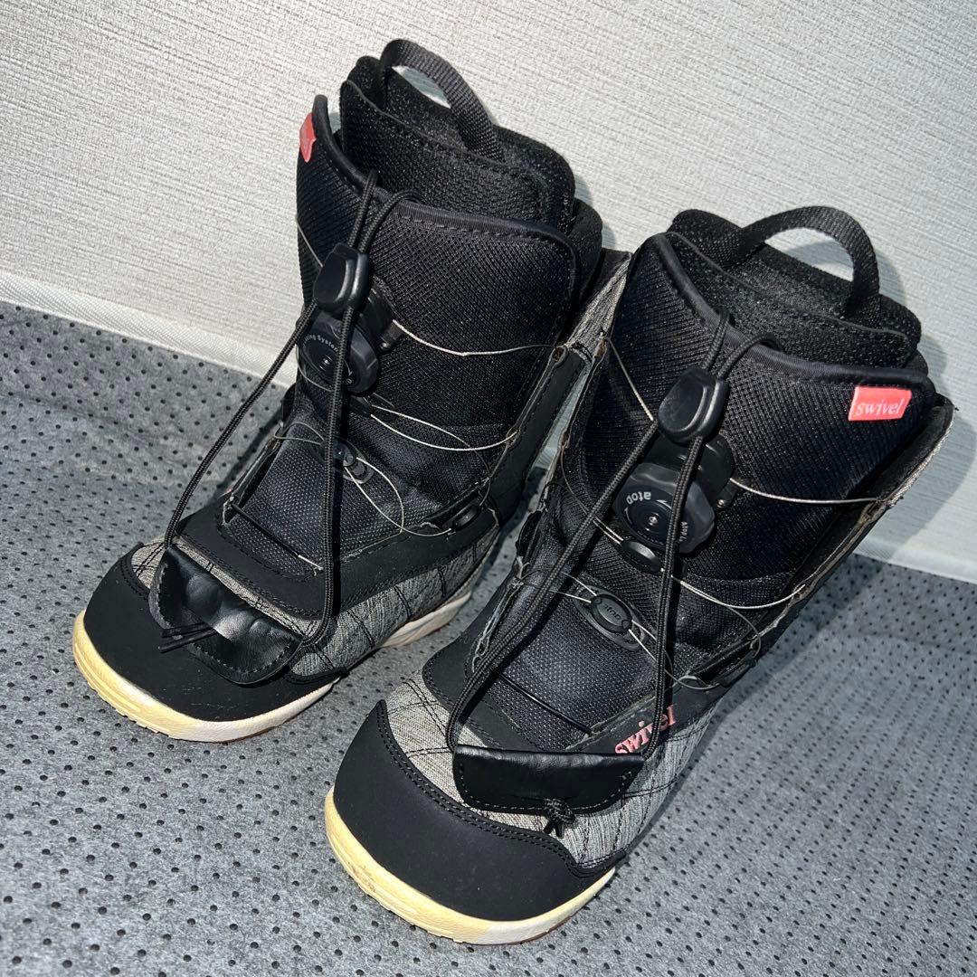 7-8回使用 人気サイズ23.5cm swivel ダイヤル スノボブーツ