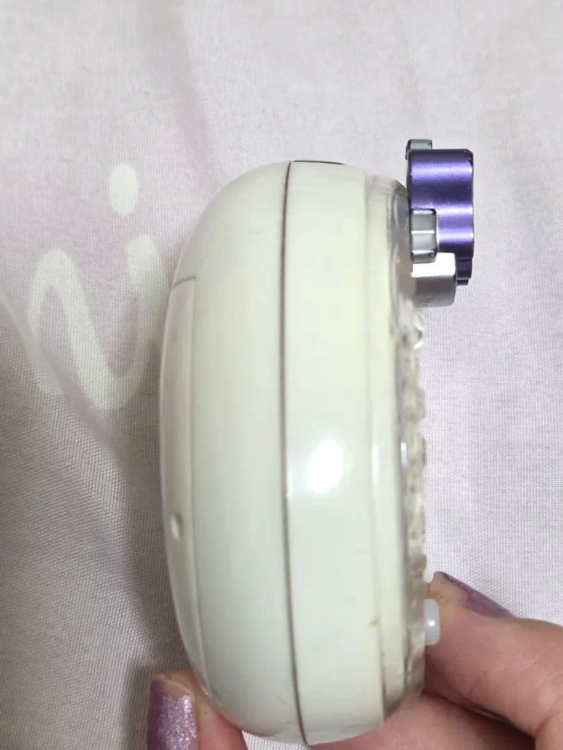 【最終値下げ】たまごっちピースホワイト　メロディーランドデコピアス付　動作確認済