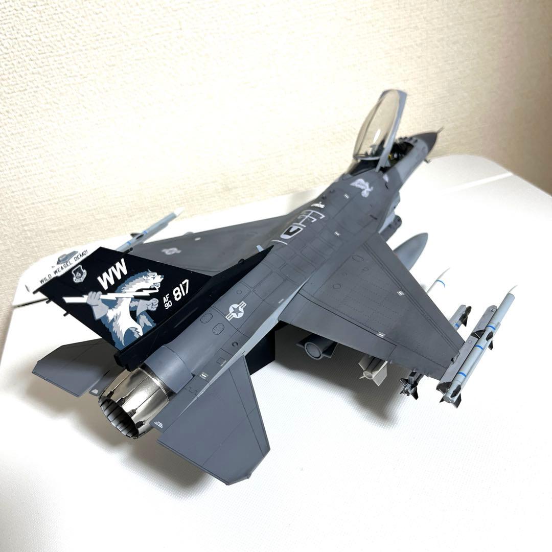 戦闘機プラモデル完成品1/48ハセガワF-16ファイティングファルコン