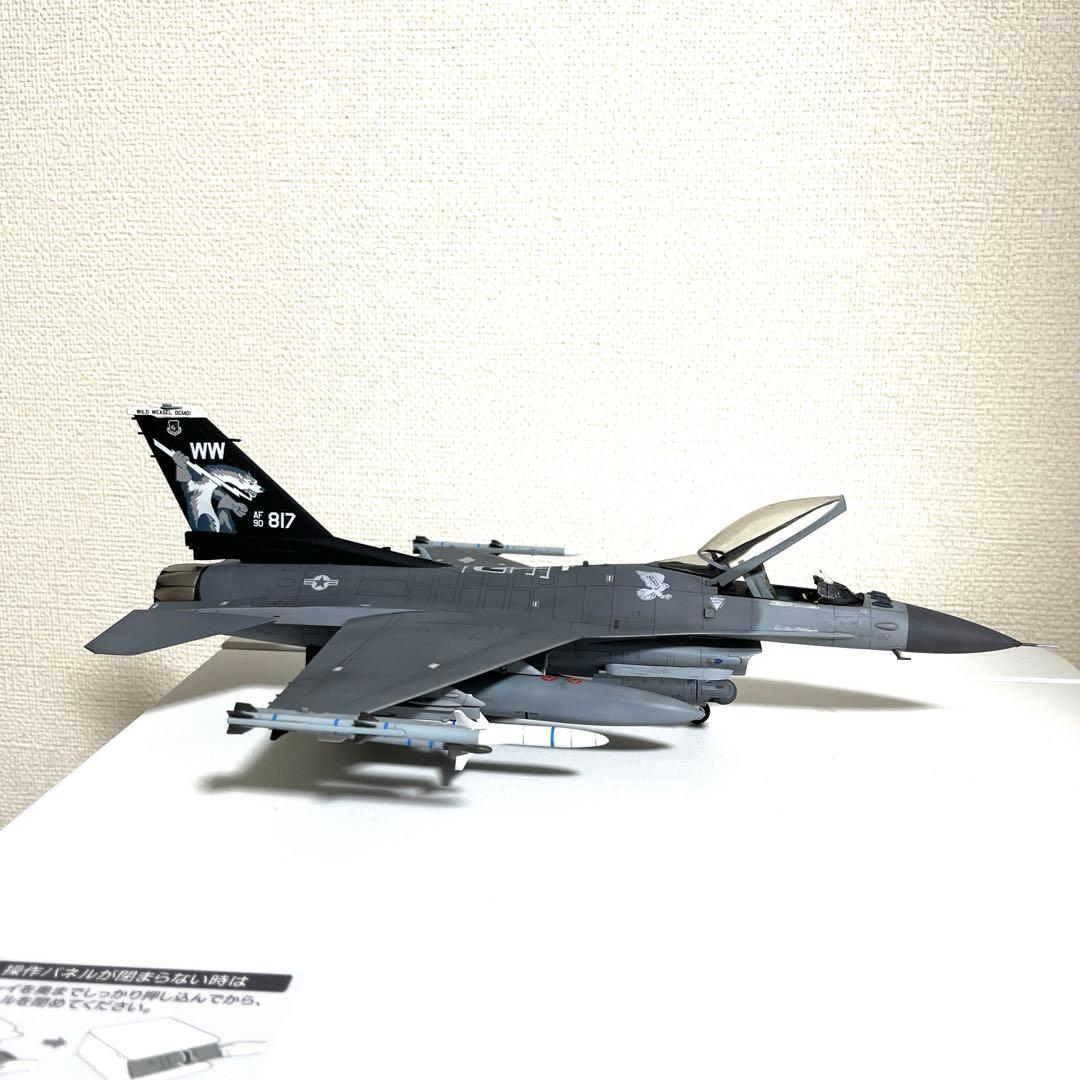 戦闘機プラモデル完成品1/48ハセガワF-16ファイティングファルコン