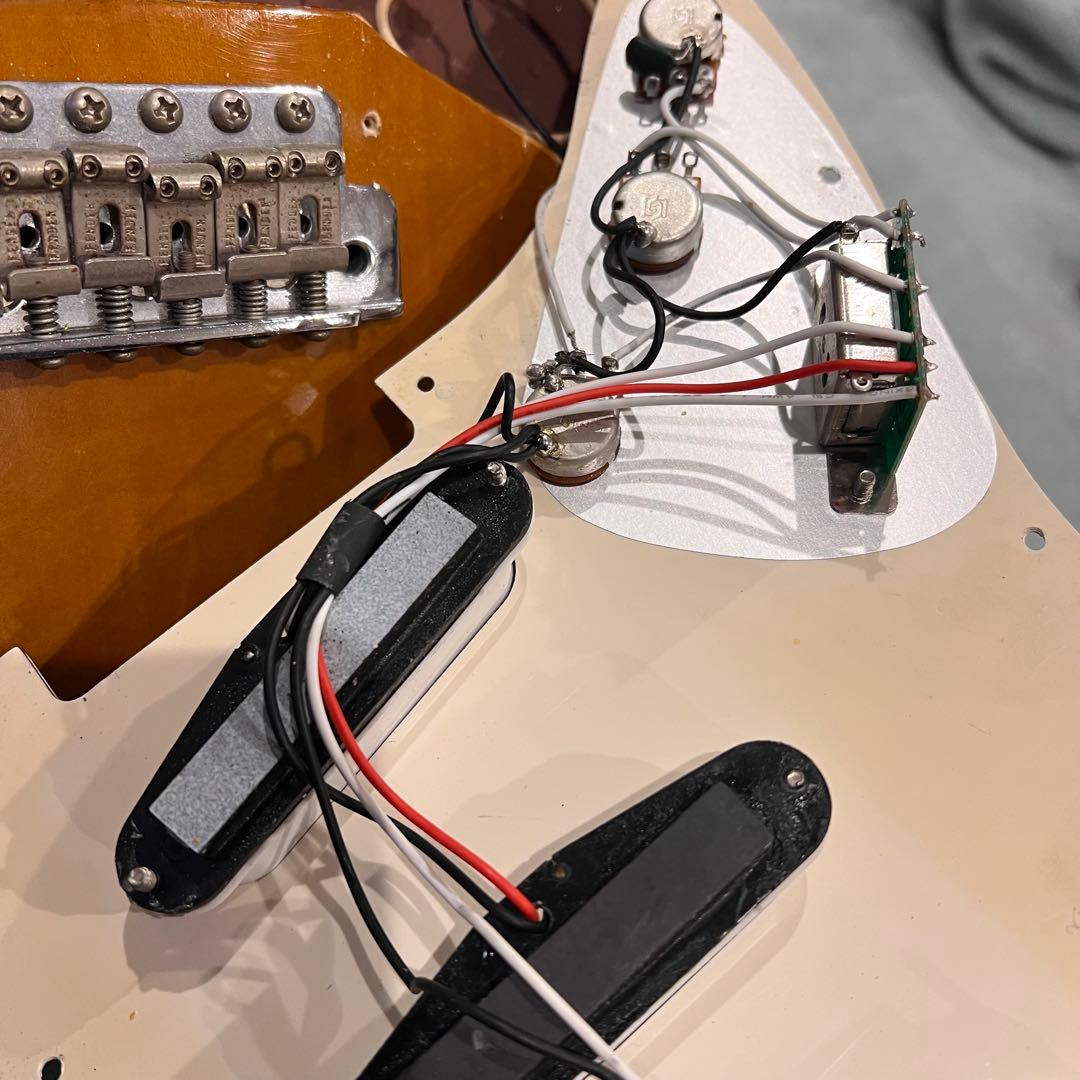 訳ありFender ジャパンST-57　ストラト ヴィンテージ