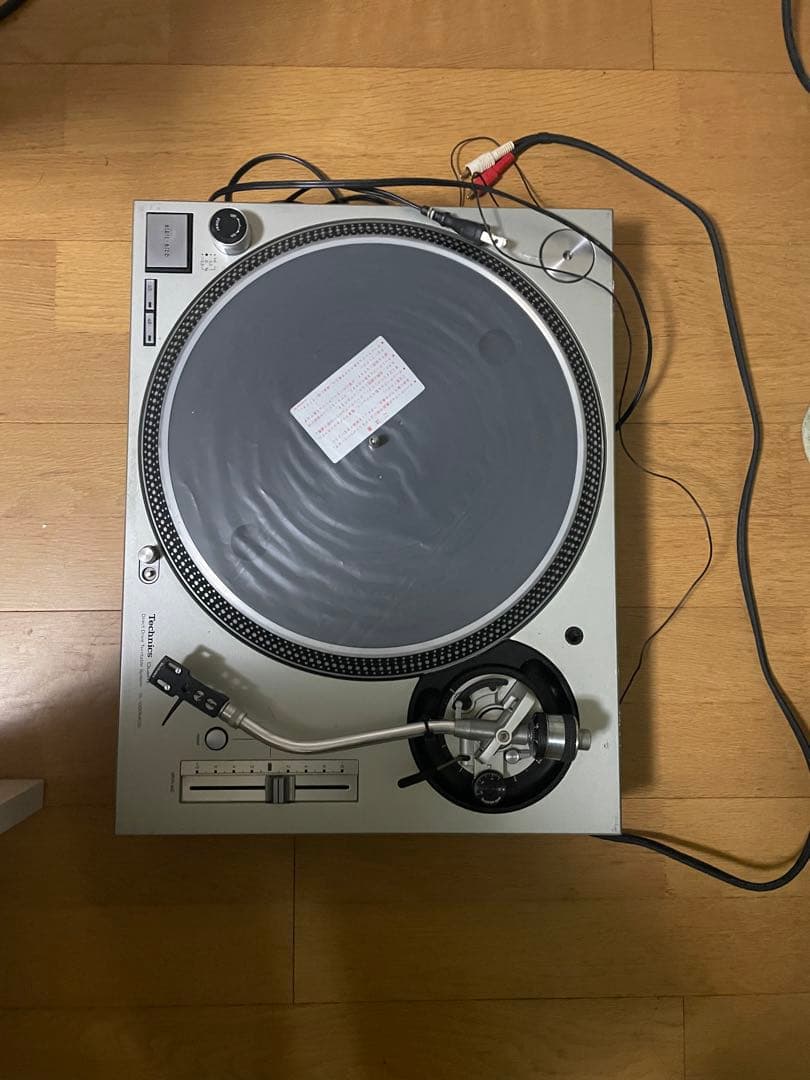 Technics SL-1200ターンテーブル