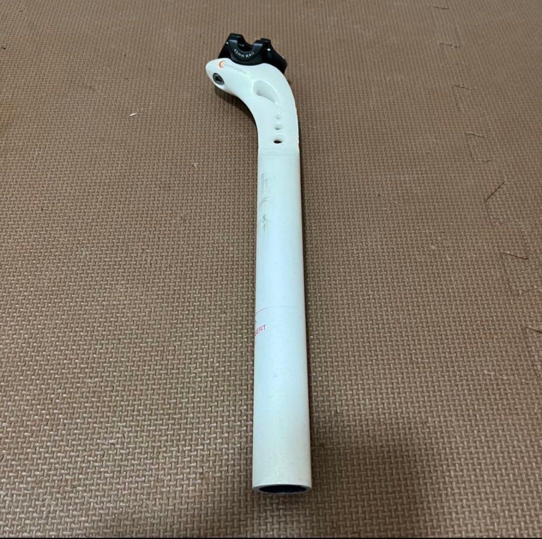 onebyesu ワンバイエス　カーボン　マガタマシートポスト　31.6