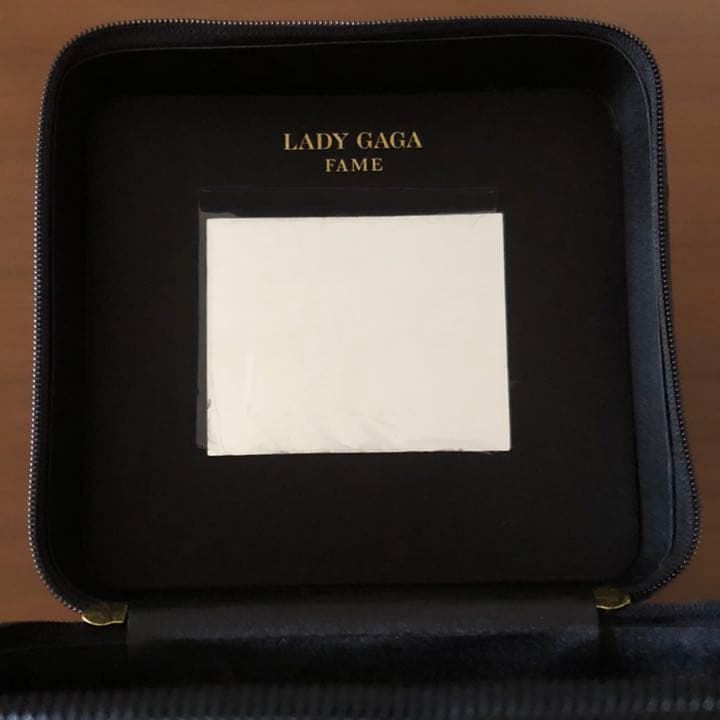 LADY GAGA FAME プレミア　バニティ
