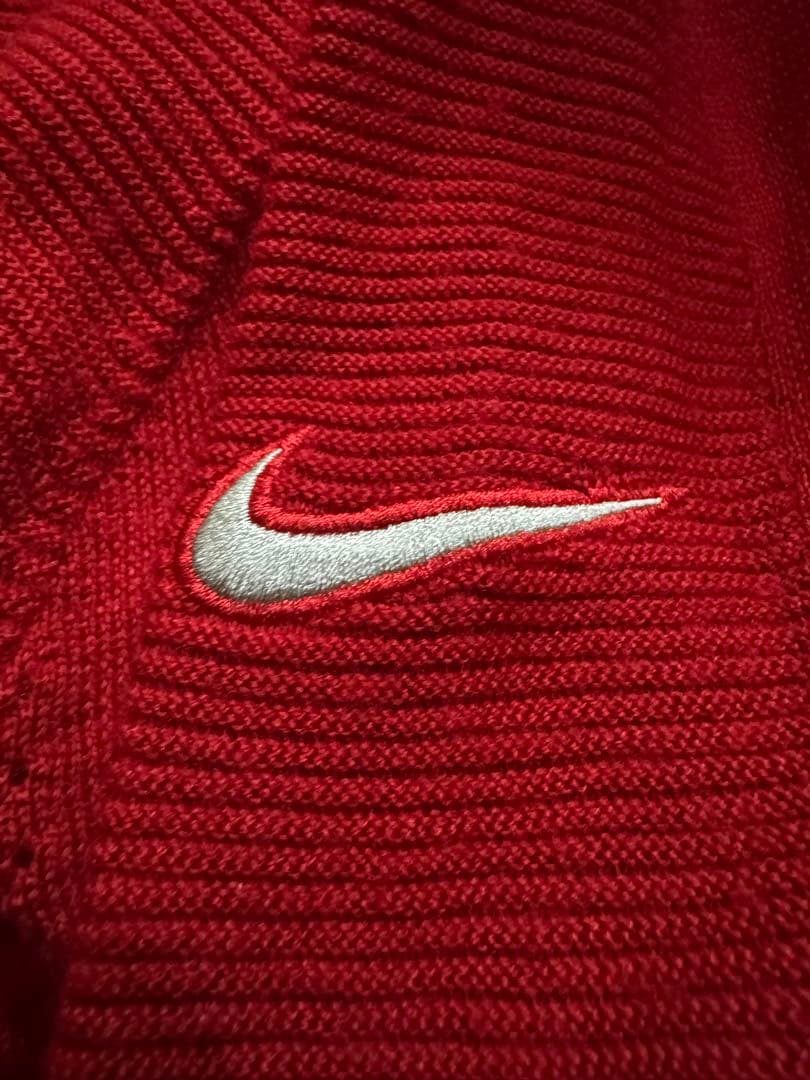 希少　美品　NIKEGOLF タイガーウッズコレクション　ニット　タイガーレッド