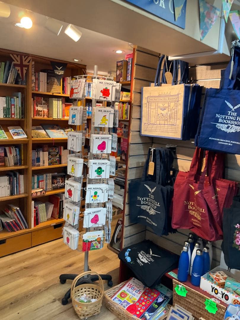 ノッティングヒルの恋人 書店グッツ 赤トートバック