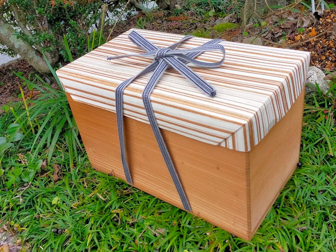 ♥アンティーク　イタリア製　錫製　沈香壺　骨董品　沈香壷