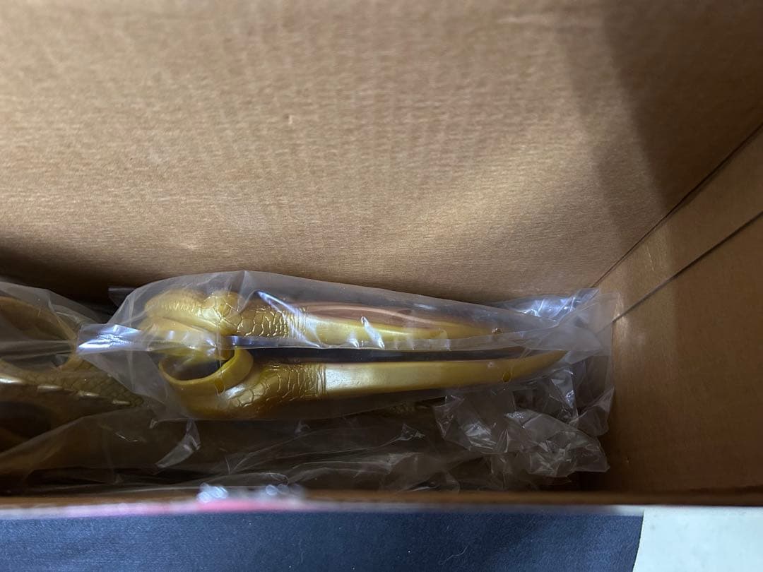 新品未使用バンダイ モスラ3 キングギドラ