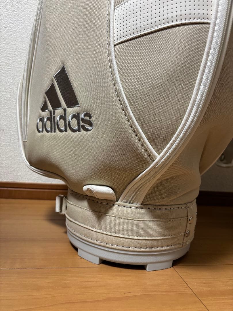 美品 アディダス adidas 軽量 レディース キャディバック 可愛いい