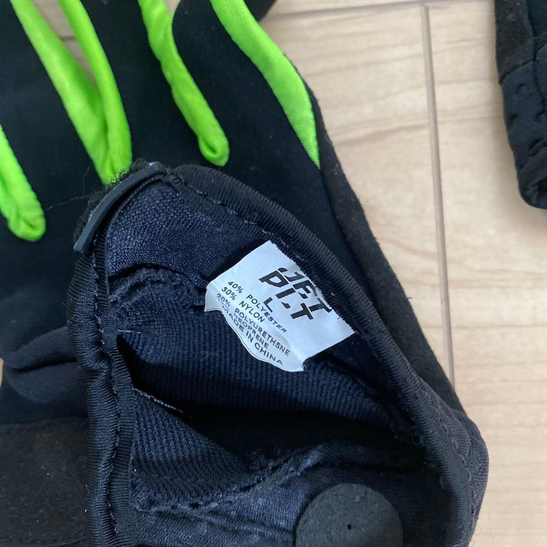 ライフジャケット Mサイズ 赤黒 付属品あり