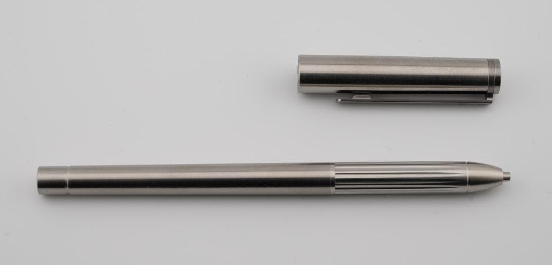 Deff ディーフ 高級ボールペン 替え芯用 ペンジャケット チタニウム