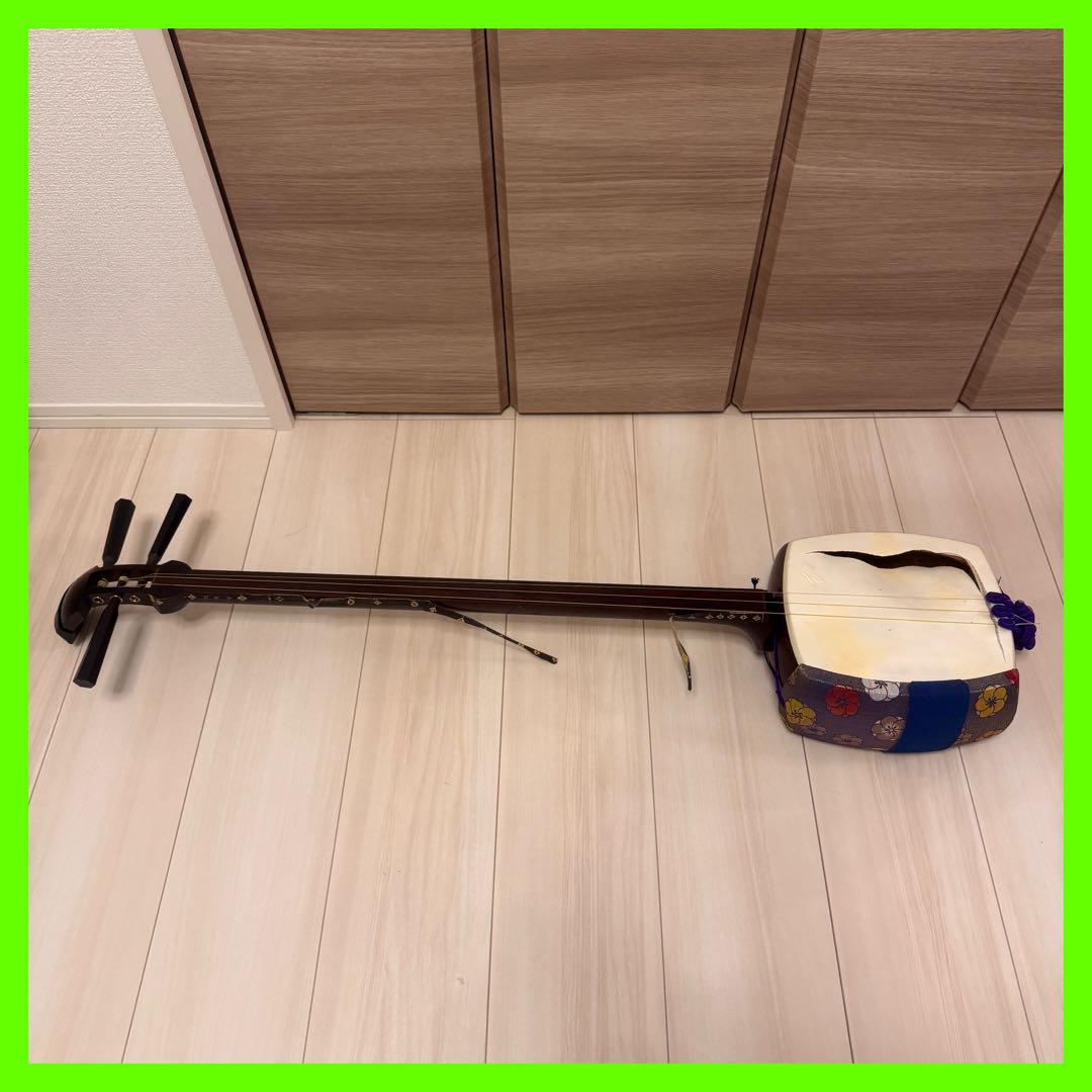 花柄装飾の三線 本体