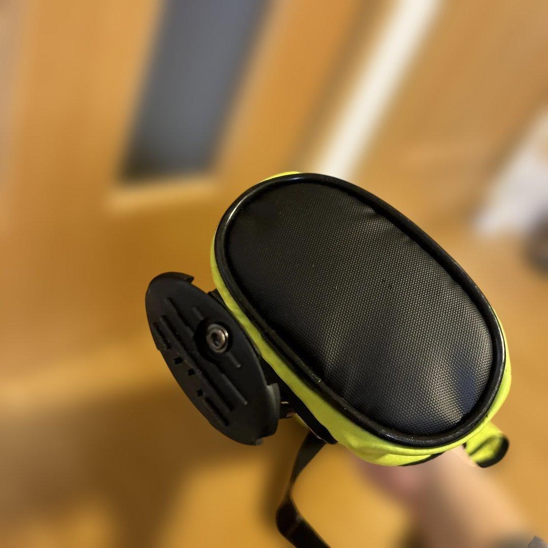 テーラーメイド　軽量ゴルフバッグ　スタンドタイプ