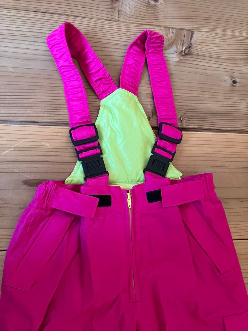 お値下げ！スキースノーボードウェア　上下、グローブ付3点セット　140cm