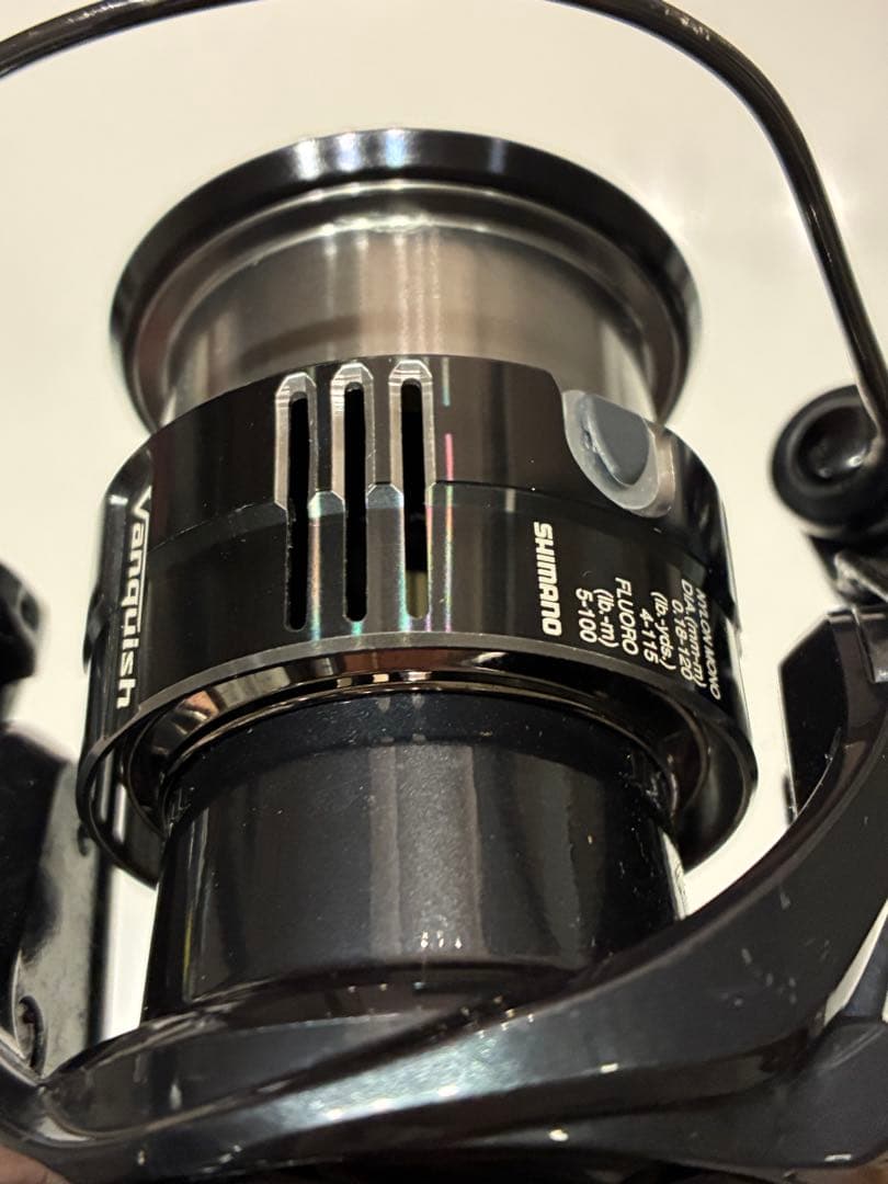 極美品 19ヴァンキッシュ C2500SHG シマノ Vanquish