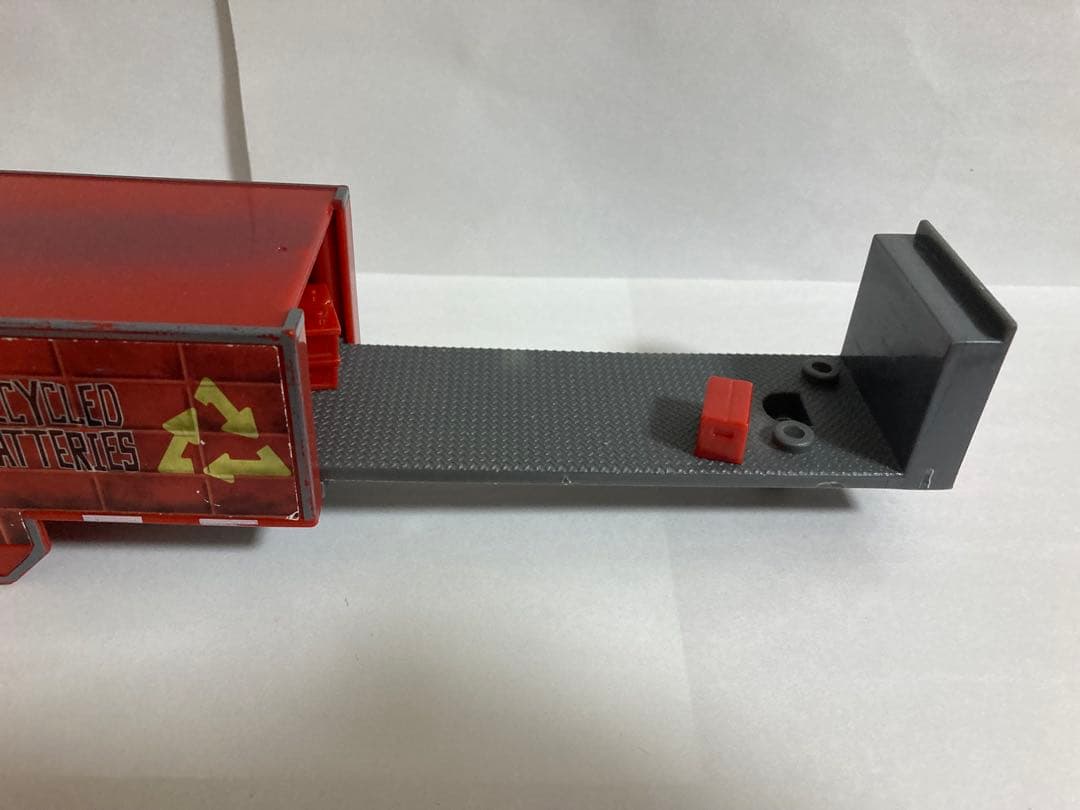 お*め様 カーズ　マテル　ピータービルト　Jerry Recycled Batt