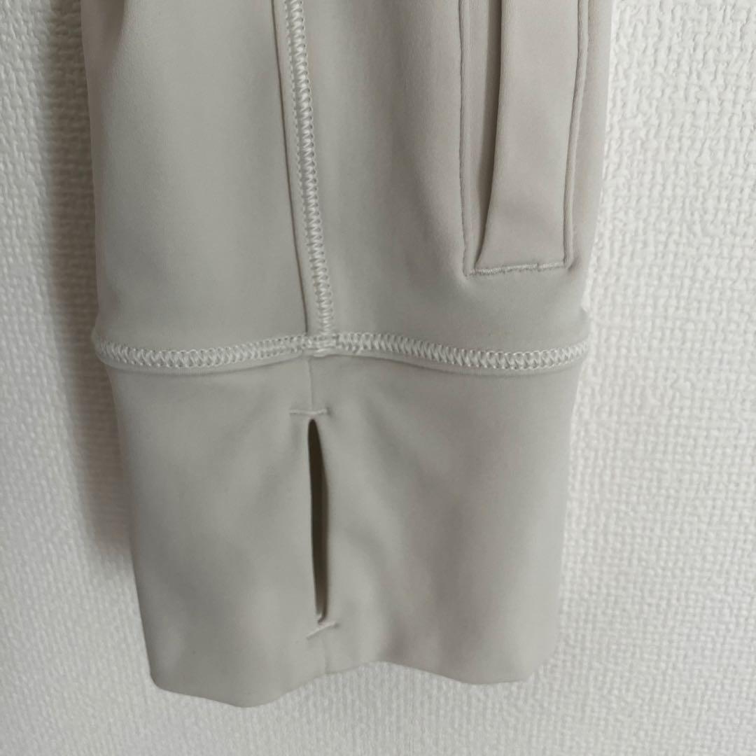 ルルレモン　軽量UVプロテクション ランニングジャケット