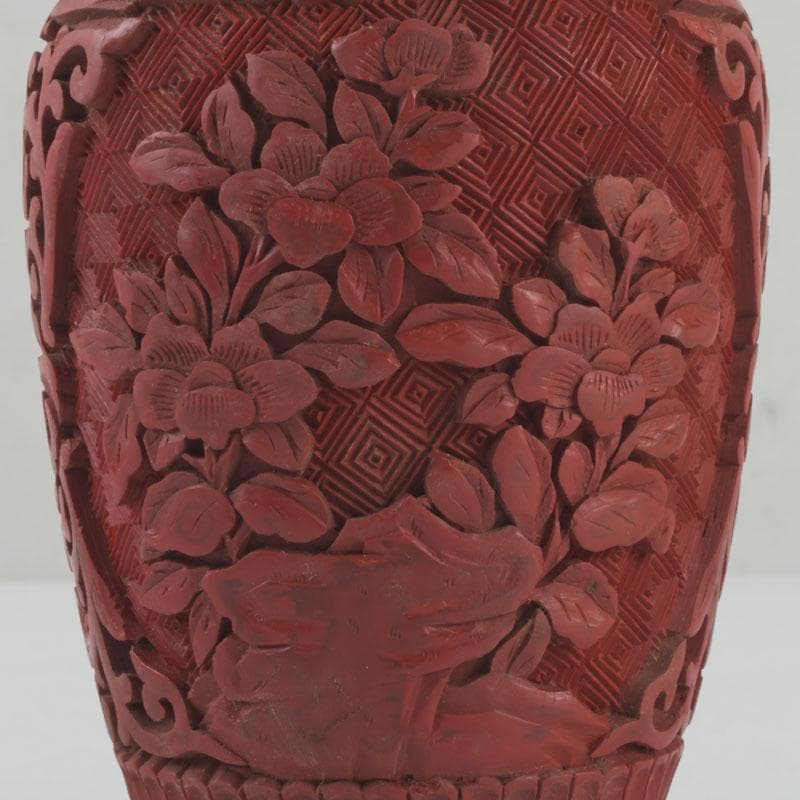 中国　剔紅　堆朱　内七宝　花文　花瓶　唐木台付　V　9255