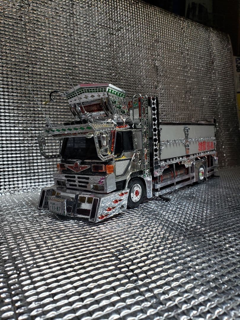 1/32デコトラプラモデル