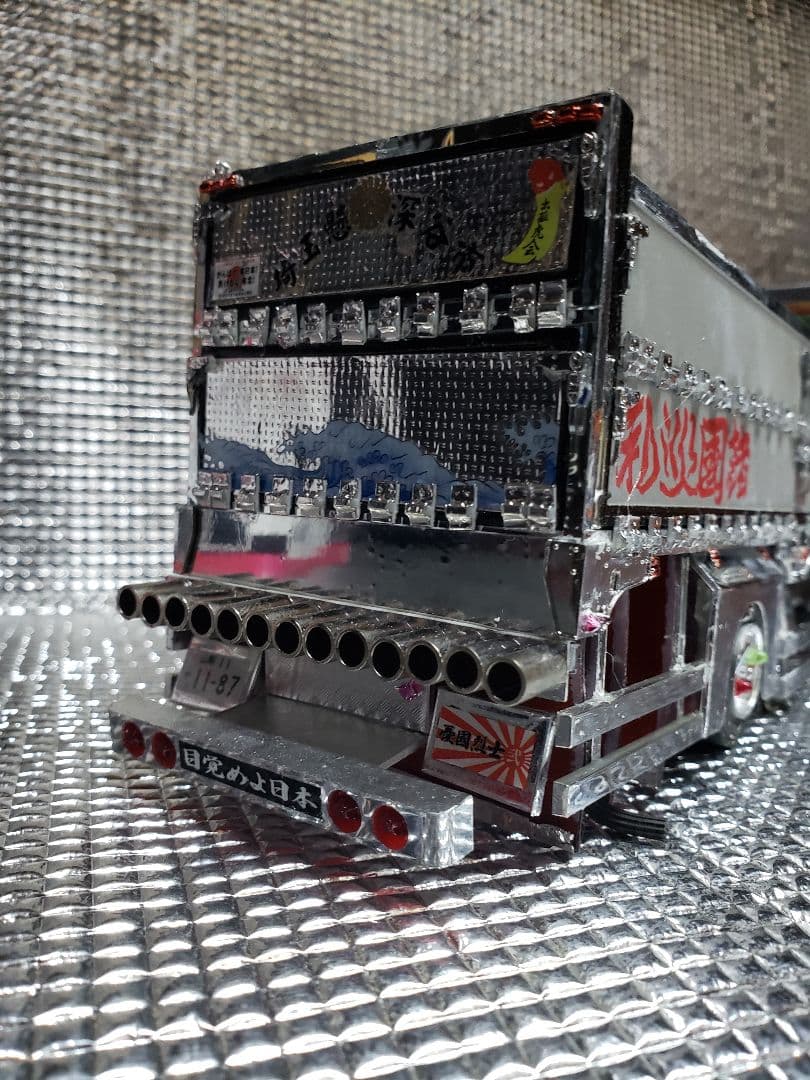 1/32デコトラプラモデル