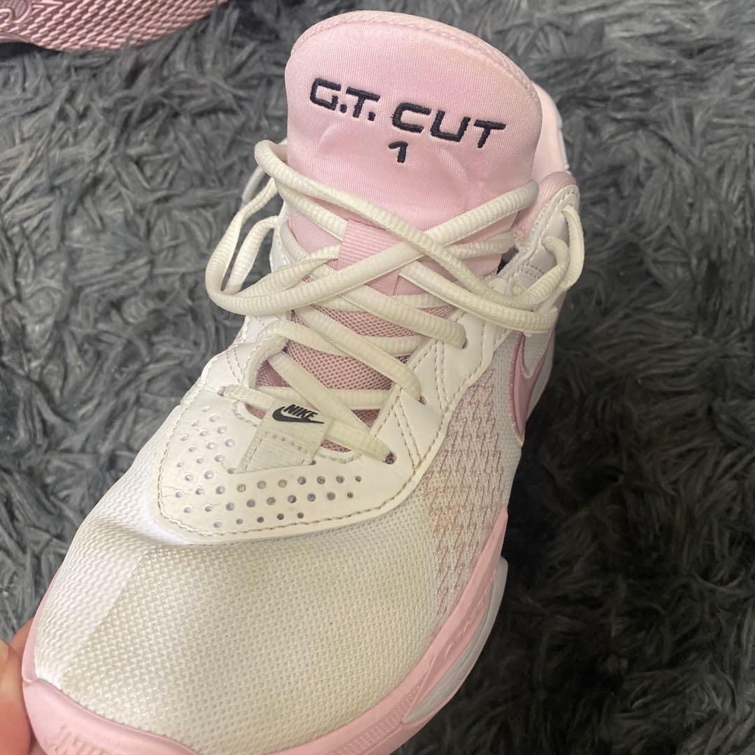 Nike G.T. CUTアカデミーIDホワイト/ピンク シューズ