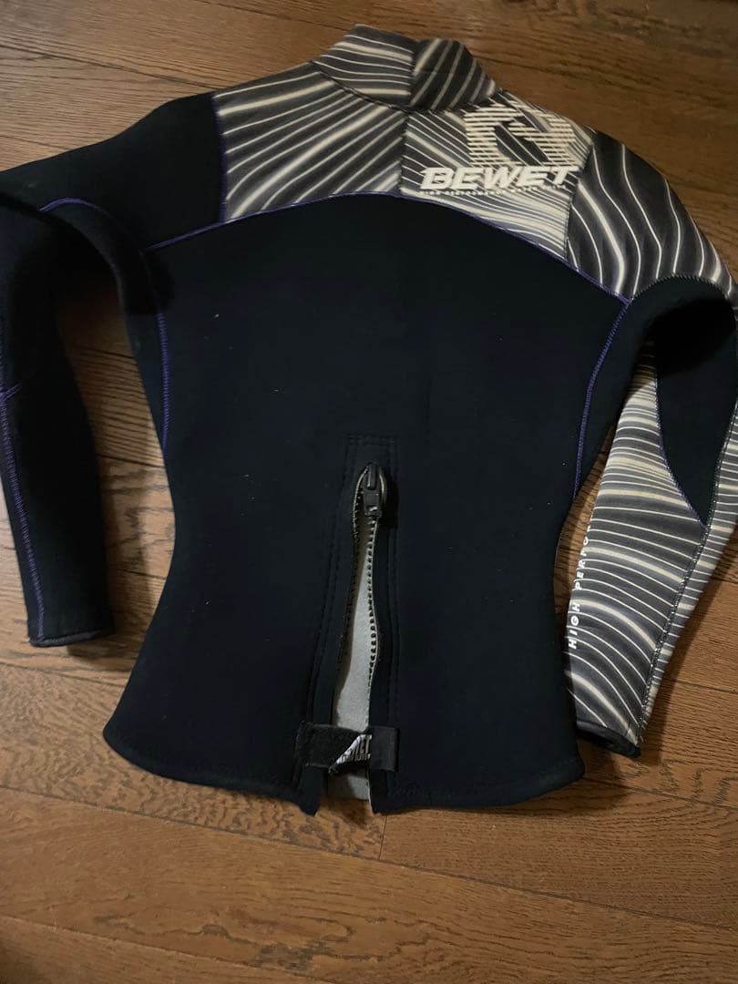 セット　bewet フルスーツ　タッパー　レディース　ウェットスーツ