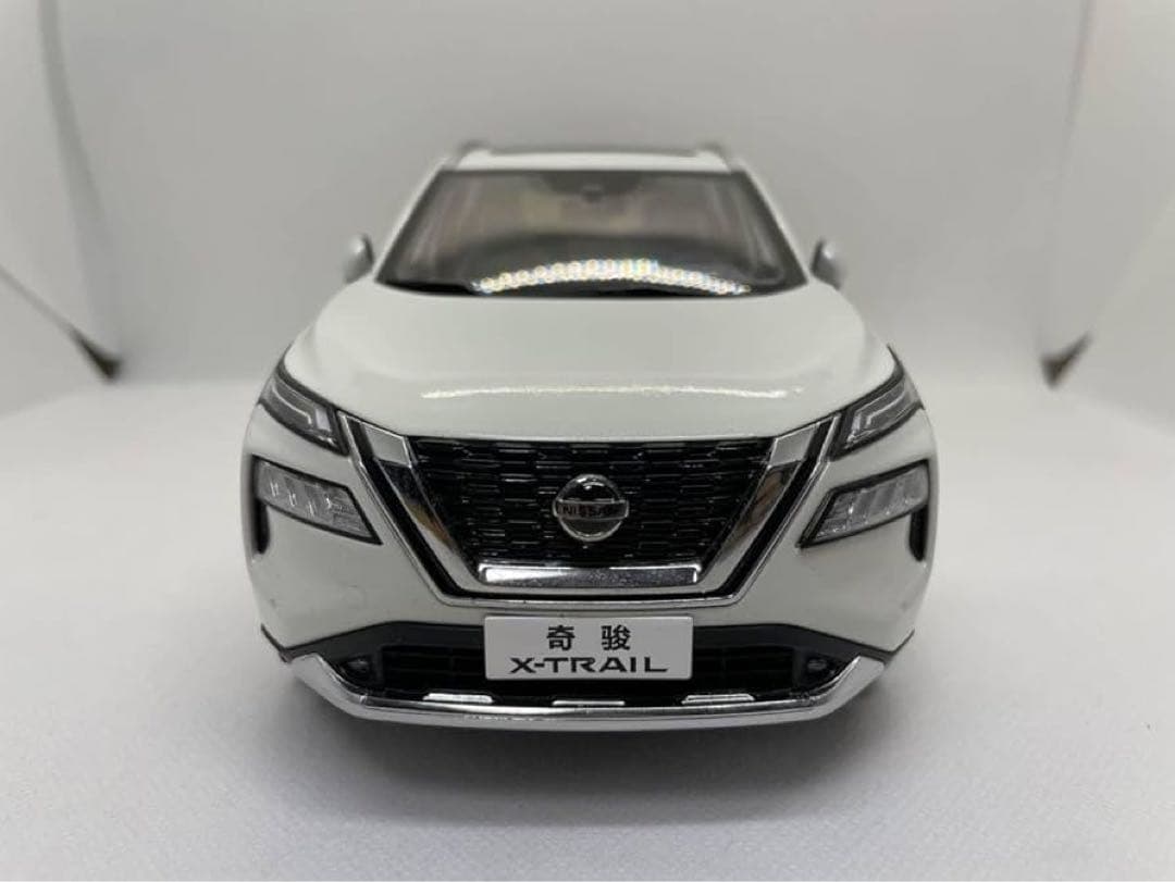 PAULDI X-TRAIL 2021 1/18スケール モデルミニカー