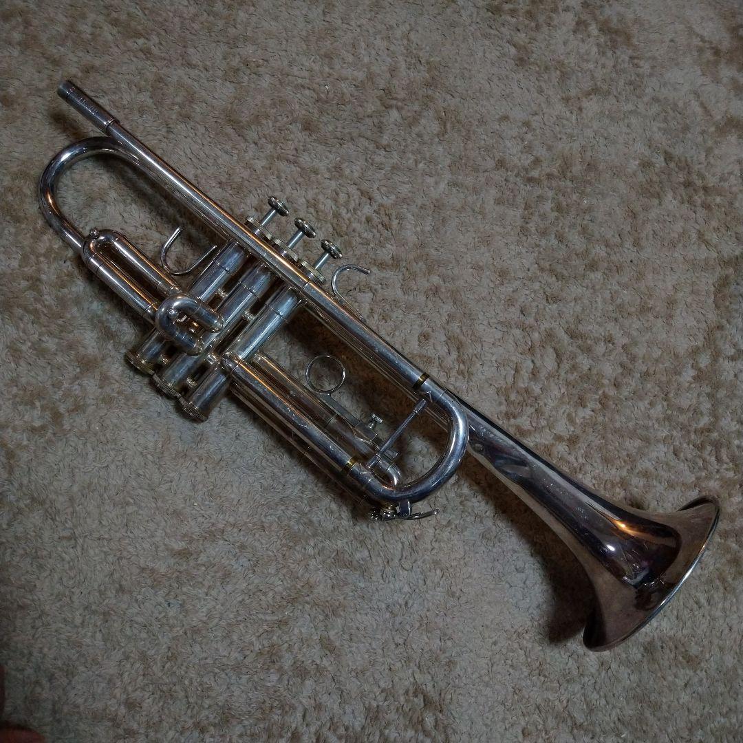 Bach トランペット TR300 音鳴りok キズ、一部凹みあり