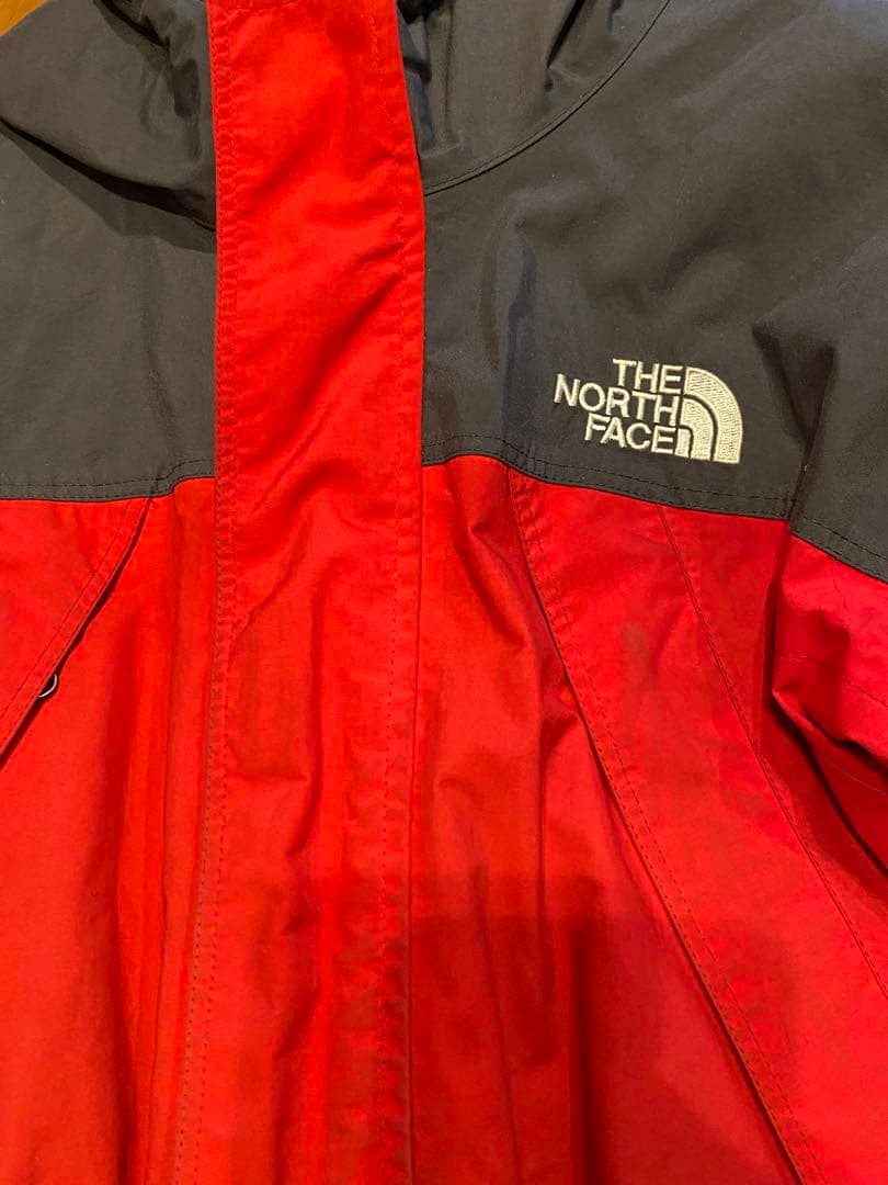 THE NORTH FACE 子ども用スキーウェア 赤 クリーニング済み