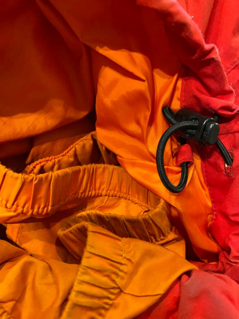 THE NORTH FACE 子ども用スキーウェア 赤 クリーニング済み