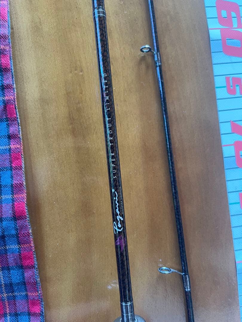 新品未使用 メガバス パガーニ スーパートラウトリミテッドPTL-77ML 本流