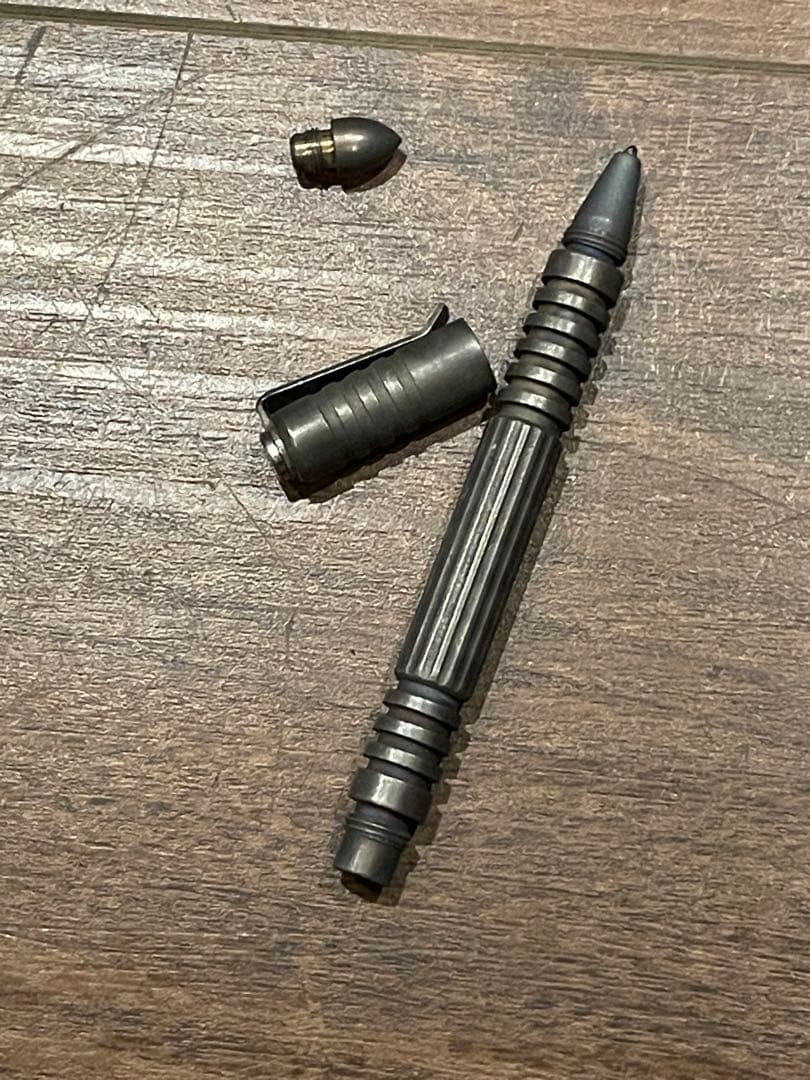 Rick Hinderer タクティカル　ペン　チタン