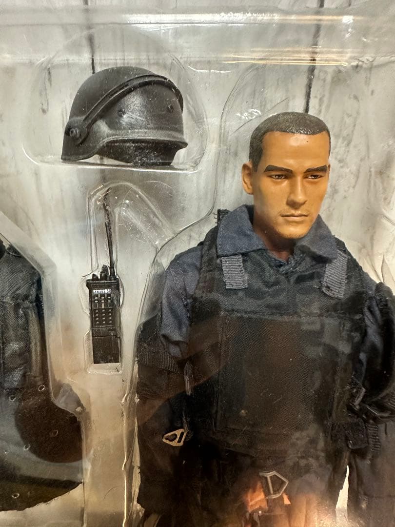 キ*ン様 Hot Toys S.W.A.T ver 2.0 フィギュア　ホットト