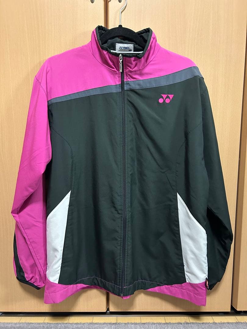 ヨネックス　ウォームアップウェア　ピンク　ウィンドブレーカー　限定モデル