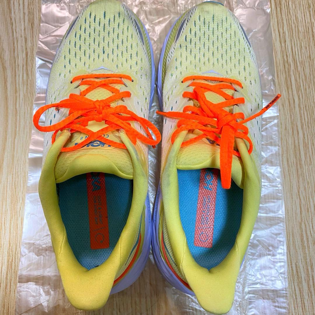 ホカネオネオ　クリフトン8 HOKA ランニング　シューズ　黄色