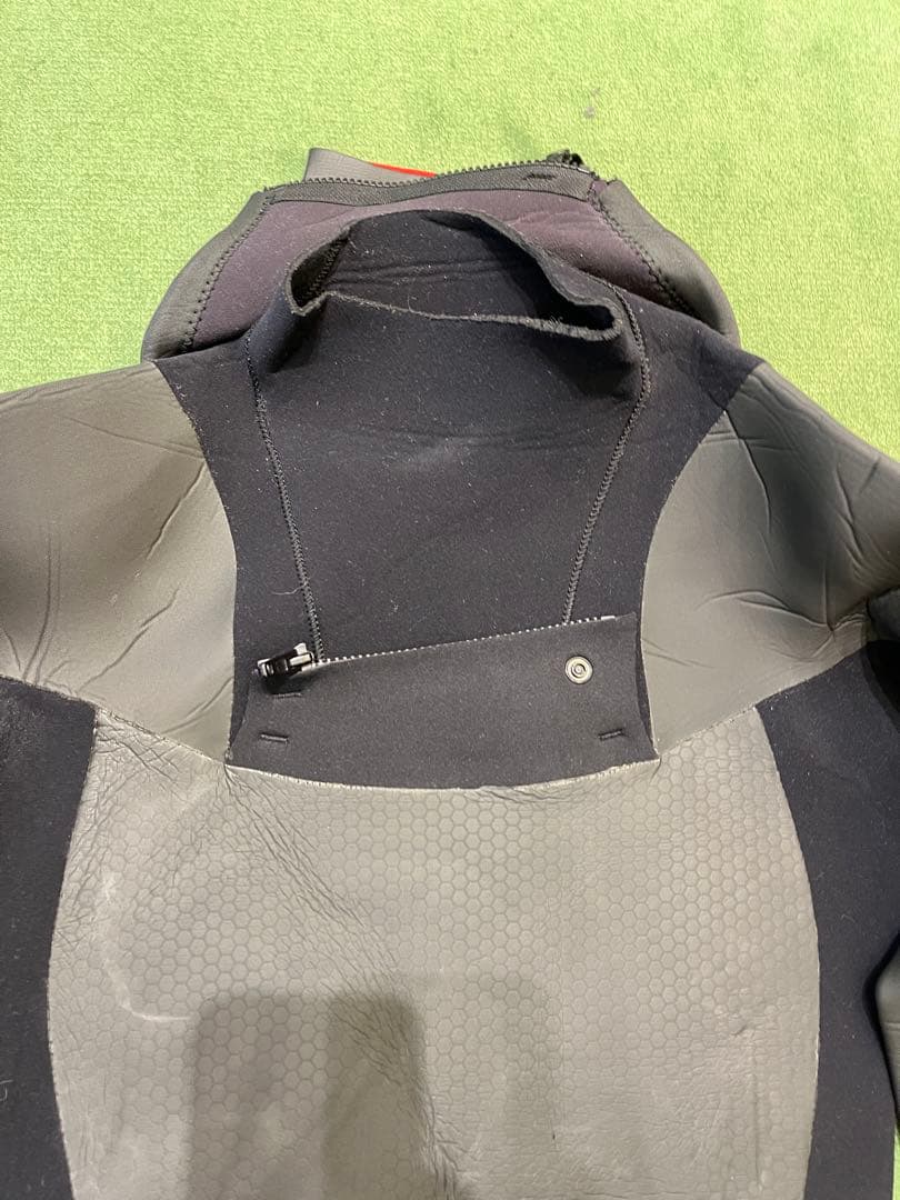 セイバークロス　ウェットスーツ　セミドライ