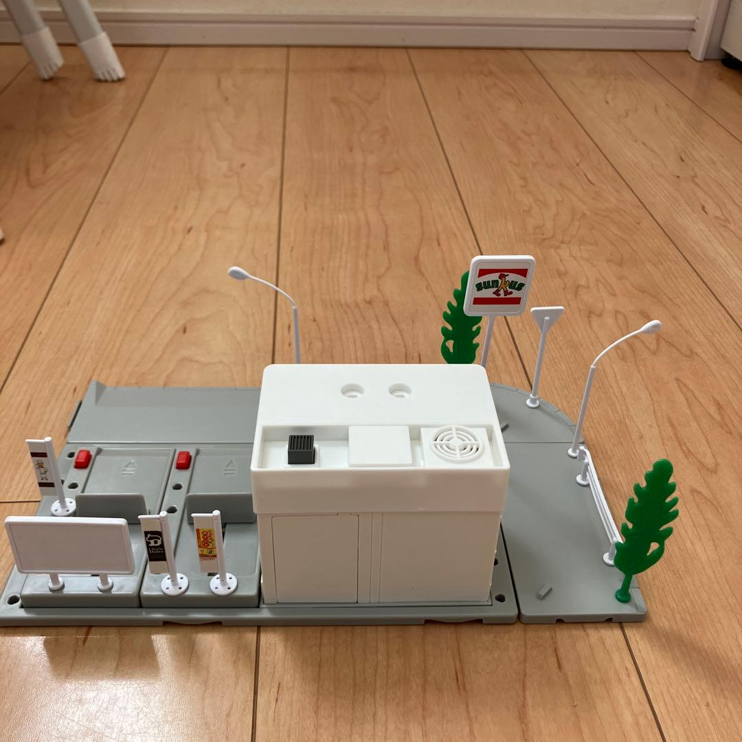 トミカタウン サンクス コンビニ